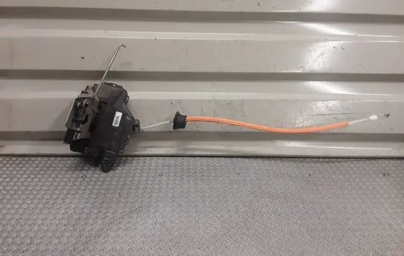 Audi A3 S3 8P Front door lock 4E1837016