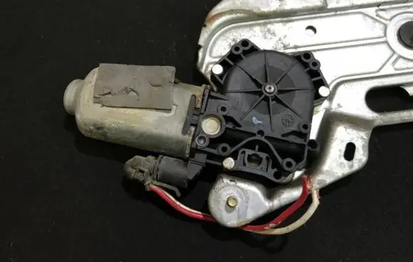 Renault Safrane Sliding door window regulator with motor