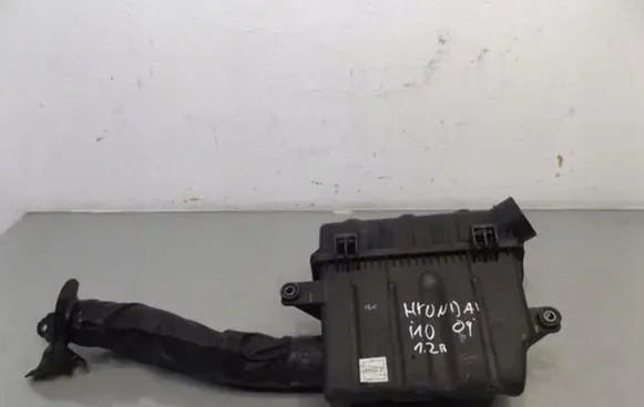 Hyundai i10 Air filter box