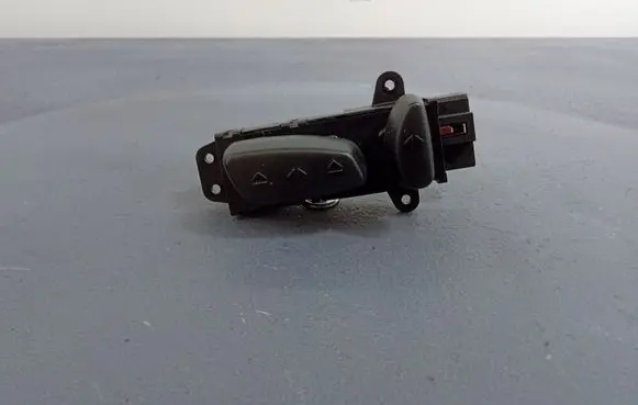 Chrysler Voyager Seat heating switch 04601757AB