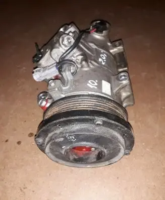 Toyota RAV 4 (XA30) Air conditioning (A/C) compressor (pump) 4472602932