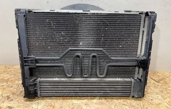 BMW X1 E84 Radiator set 7588974