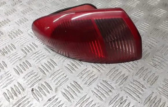 Alfa Romeo 147 Rear/tail lights 46556349
