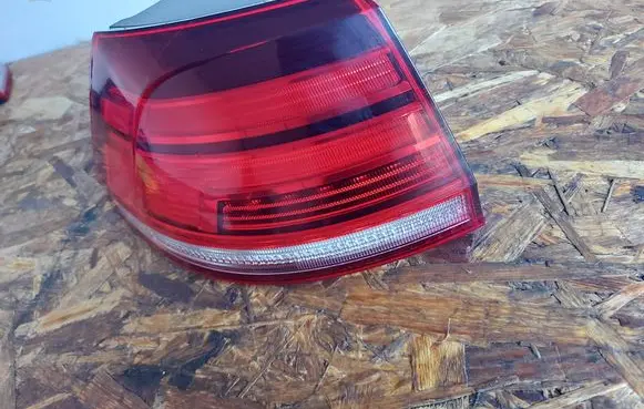Volkswagen Golf VII Rear/tail lights 5G9945095E