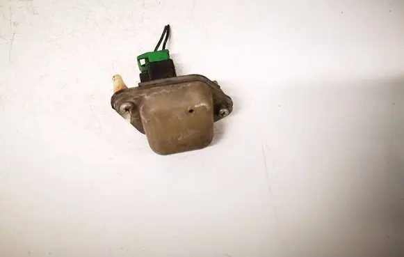 Mazda 626 Number plate light E135003