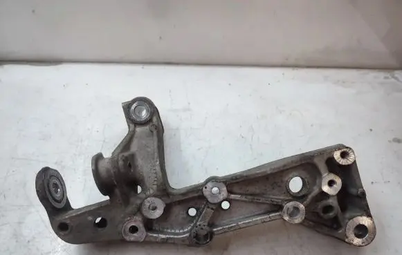 Audi A3 S3 8P Front lower control arm/wishbone 1K0199295E