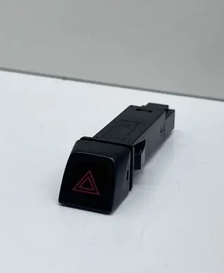 Volvo XC60 Hazard light switch 9123684 10W204