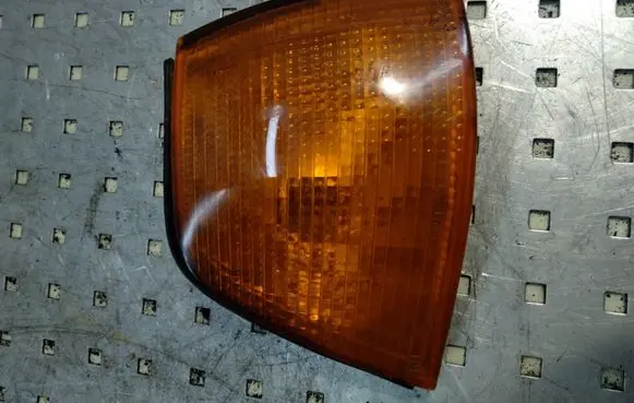 BMW 3 E36 Front indicator light 183271B
