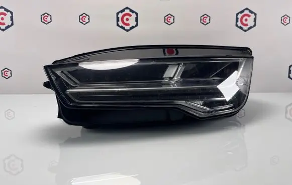 Audi A7 S7 4G Headlight/headlamp 4G8941035