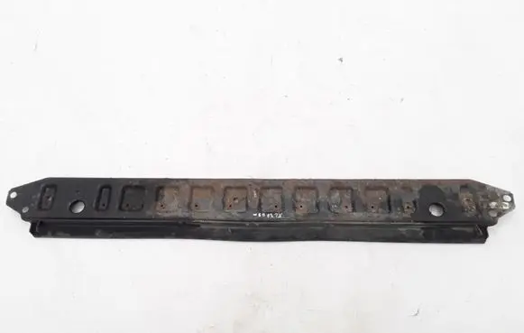 Volvo XC70 Radiator mount bracket 31265124