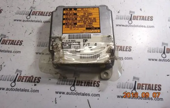 Toyota Corolla E120 E130 Airbag control unit/module 8917013040