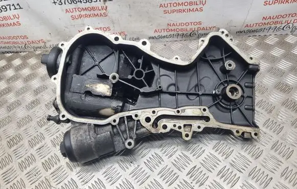 Volkswagen Golf V Timing chain cover 03C109211E