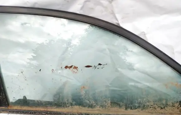Mitsubishi Space Star Front door window glass four-door