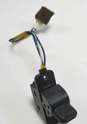 Mitsubishi Space Star Quarter vent window switch 192459