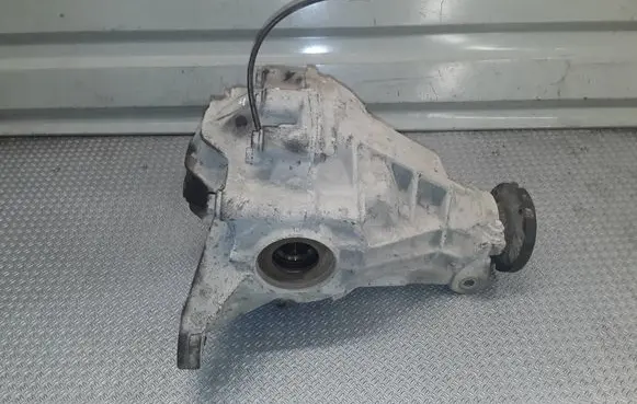 Mercedes-Benz ML W163 Rear differential 4460310013
