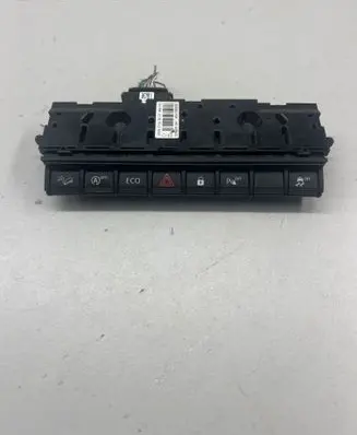 Dacia Duster II Other dashboard part 283e82190r 283E82190R N1588