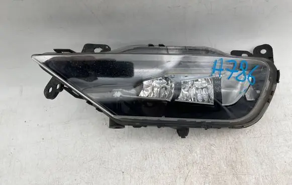 Volvo XC90 Front fog light 32337364