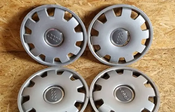 Audi A4 S4 B7 8E 8H R16 wheel hub/cap/trim 4B0601147D