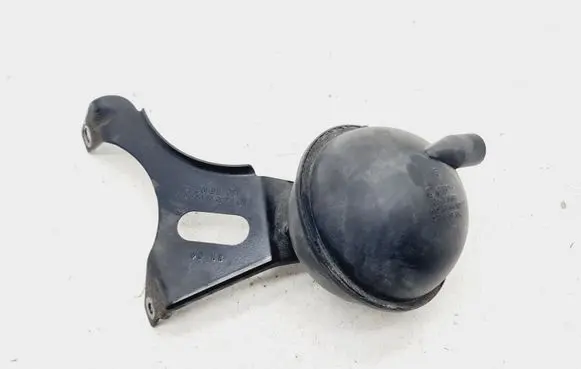 Volkswagen Touareg I Vacuum air tank 054129808 7L6103811