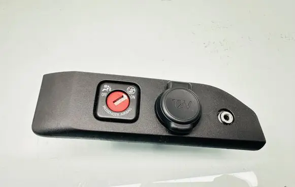 Citroen Jumpy 12 V Socket (front) 98280920ZD 024180198280920ZD