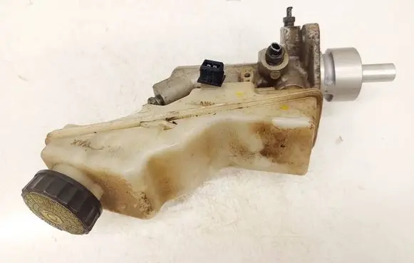 Toyota Avensis T250 Master brake cylinder 0204251172