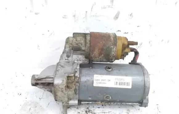 Renault Trafic II (X83) Starter motor 8200628430