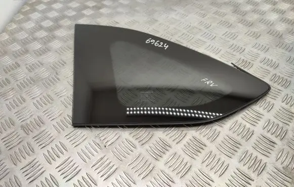 Honda FR-V Rear side window 43R007953