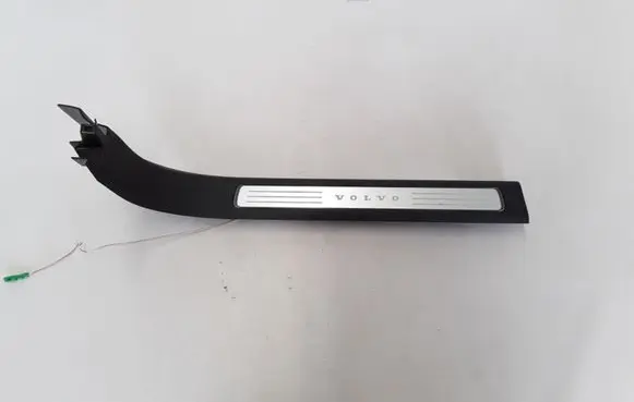 Volvo S90, V90 Front sill trim cover 39838885
