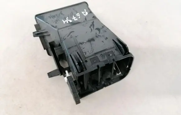 Skoda Roomster (5J) Dash center air vent grill w9120