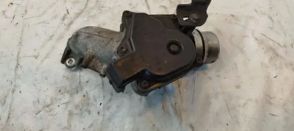 Nissan NV200 EGR valve cooler bracket 8200614985