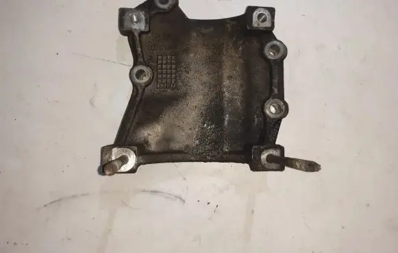 Mercedes-Benz B W245 A/C compressor mount bracket 90513199F