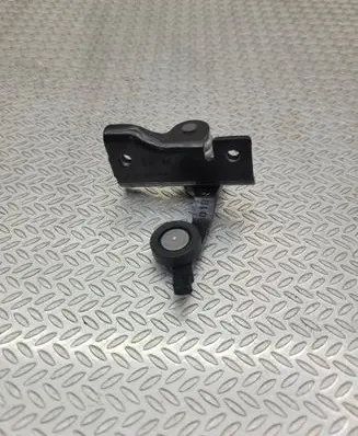 Mercedes-Benz Vito Viano W447 Sliding door lower roller guide/hinge A6397300716