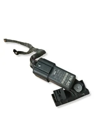 Audi A3 S3 8L Glow plug pre-heat relay 03G907282A 2105603 0522120505
