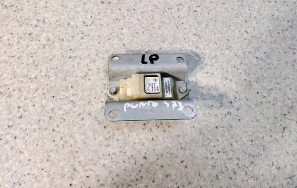 Fiat Punto (188) Airbag deployment crash/impact sensor 46823333