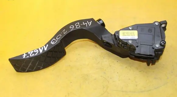 Audi A4 S4 B6 8E 8H Accelerator throttle pedal