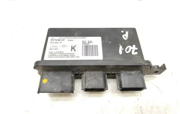 Renault Laguna III Light module LCM 285800001R 89901165A