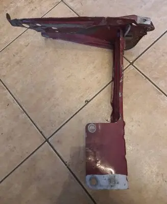 Audi 80 90 S2 B4 Bottom radiator support slam panel 
