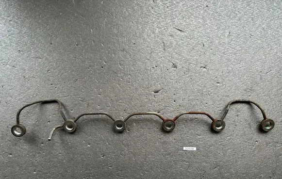 Nissan Patrol Y61 Fuel line pipe 16671VB300