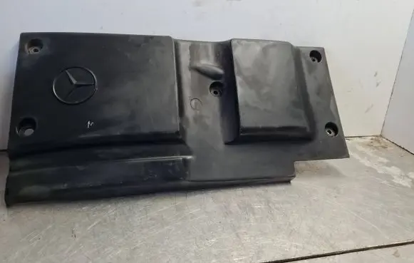 Mercedes-Benz C W202 Engine cover (trim) A6050100467 053988 012487