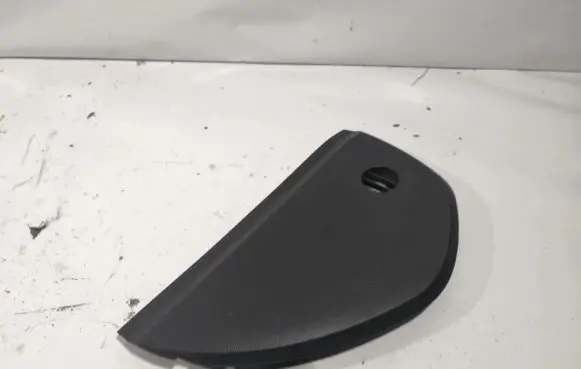 Skoda Octavia Mk2 (1Z) Dashboard side end trim 1Z0857503