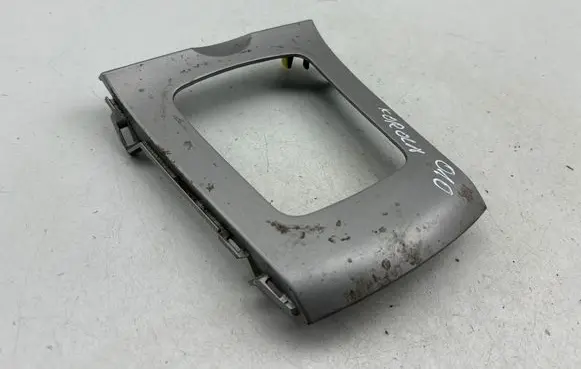 Toyota Corolla E140 E150 Gear shifter surround trim plastic 5542002280