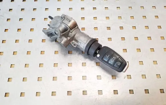Audi A4 S4 B7 8E 8H Ignition lock 4B0905851N
