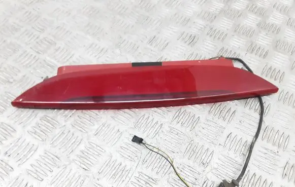 Volvo V60 Third/center stoplight 31395455 E209116