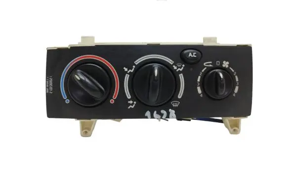 Renault Megane I Climate control unit 663391J 102043