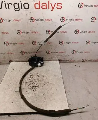 Infiniti Q50 Front door lock