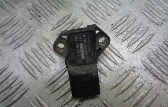 Skoda Octavia Mk1 (1U) Air pressure sensor 038906051B