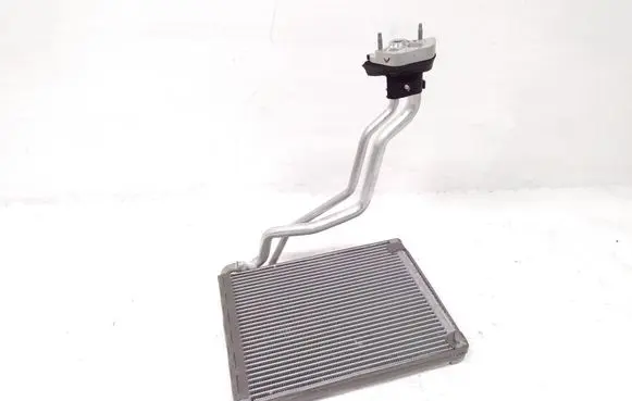 Tesla Model 3 Air conditioning (A/C) radiator (interior) 