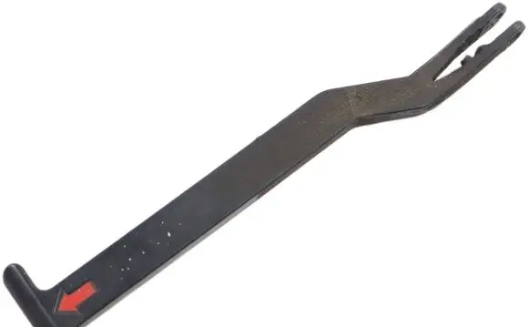 Volkswagen PASSAT B5.5 Engine bonnet (hood) release handle 3B0823593D 3B0823593