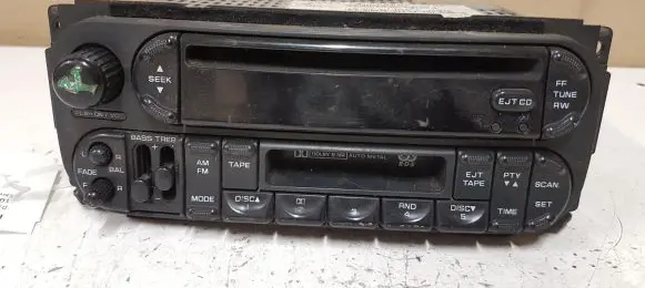 Chrysler Voyager Radio/CD/DVD/GPS head unit P05064300AD