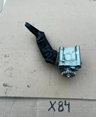 Ford Kuga III Oil pump 8E5G6600AE